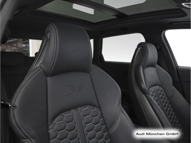 Audi RS4 Avant Quattro