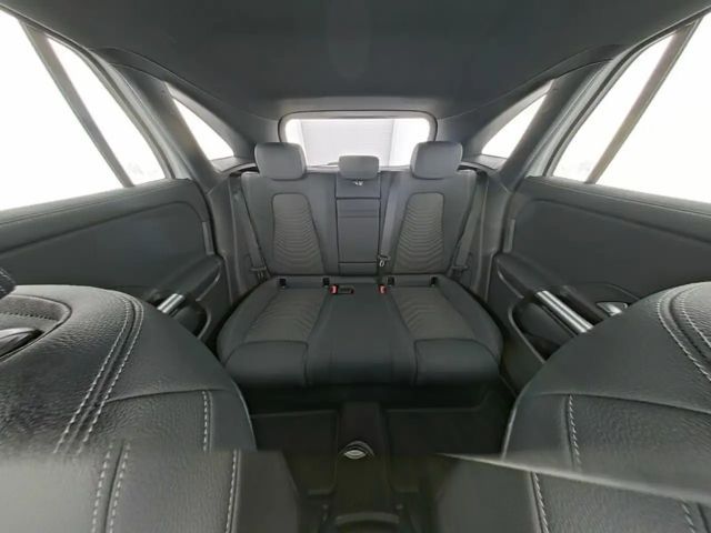 Mercedes-Benz EQA 300 4MATIC