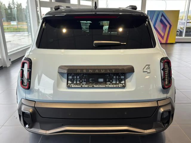 Renault 4 Comfort E-Tech Iconic