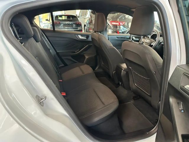 Ford Focus Limited ST Line