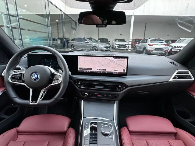 BMW 330 330e M-Sport Touring