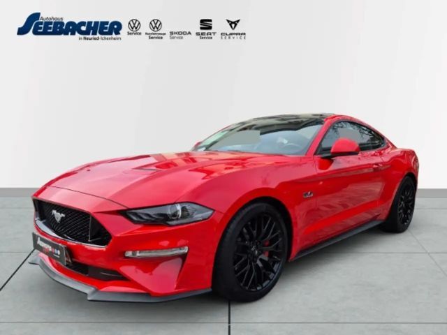 Ford Mustang Fastback GT 5.0 V8