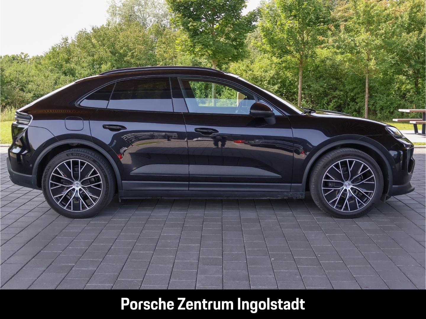 Porsche Macan Electric, Panorama, Luftfederung, Surround