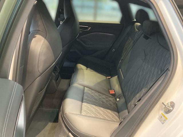 Audi S5 Avant S-Tronic