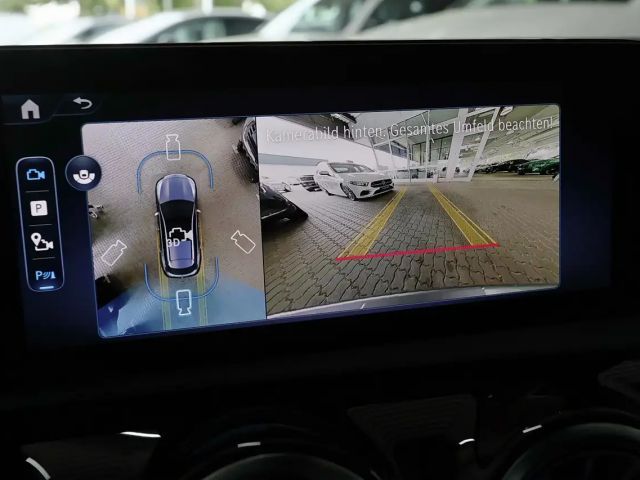 Mercedes-Benz CLA 200 AMG Line