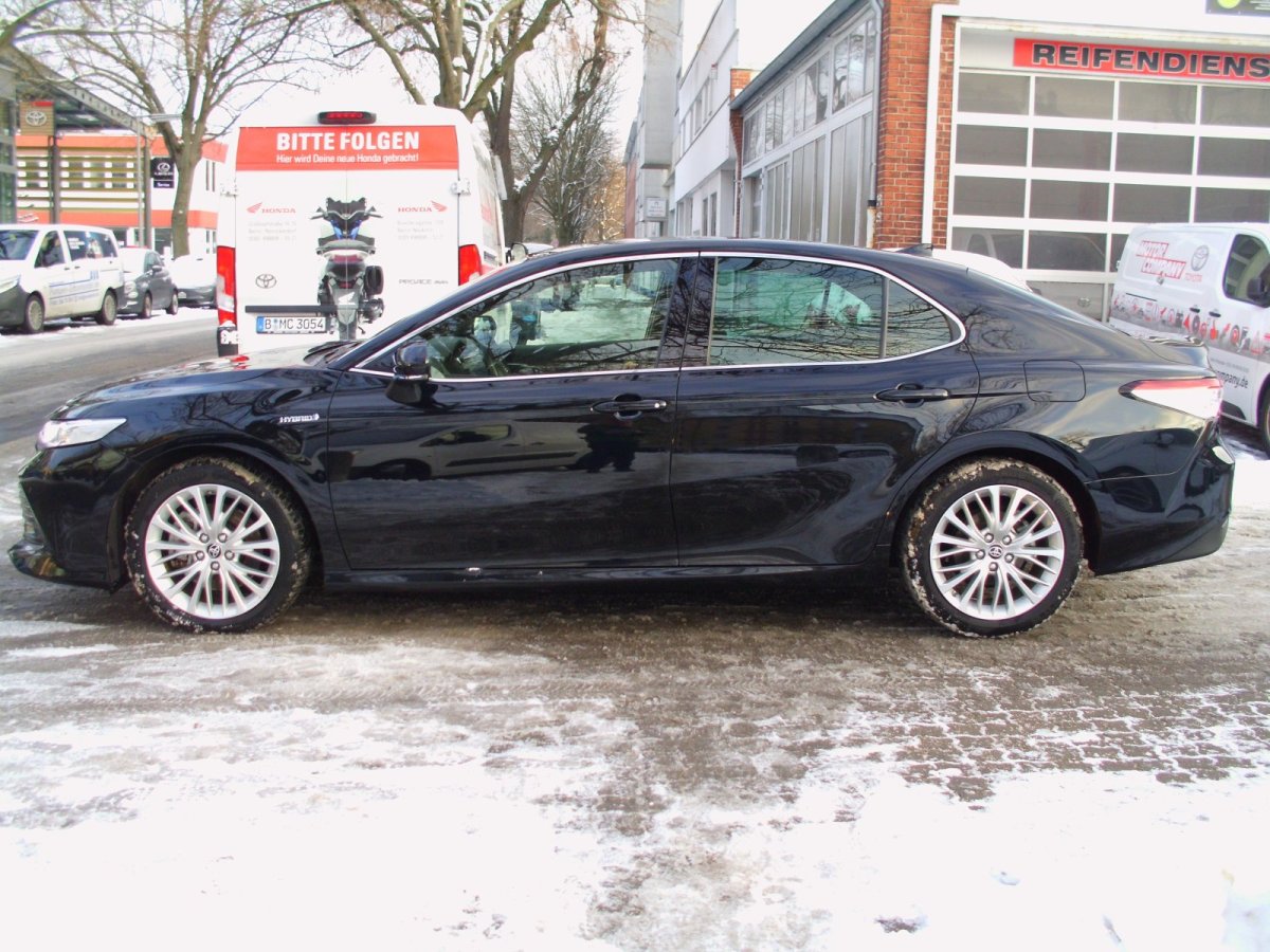 Toyota Camry Executive