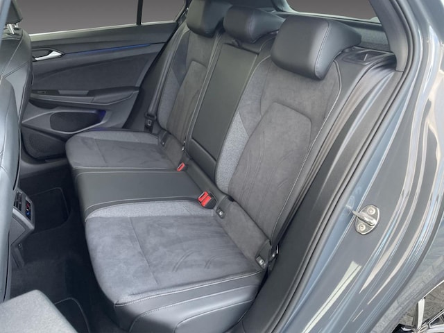 Volkswagen Golf 1.5 eTSI DSG Golf VIII