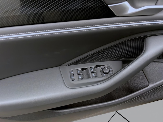 Volkswagen Passat 1.5 eTSI Business DSG