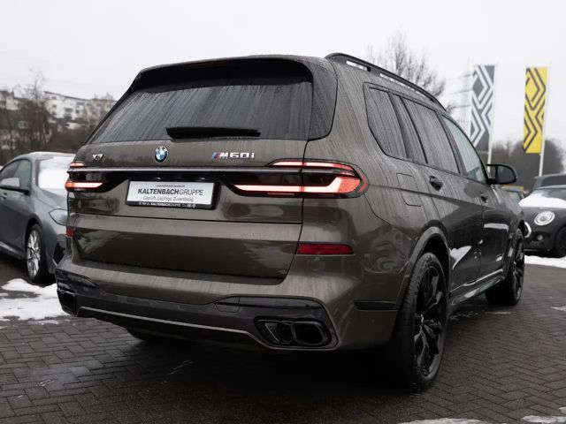BMW X7 60i FACEL. PANO HUD 360° LED STANDHZ B&W
