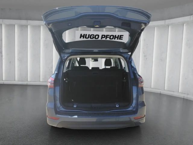 Ford S-Max Titanium