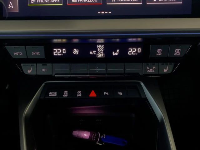 Audi A3 30 TDI Sedan