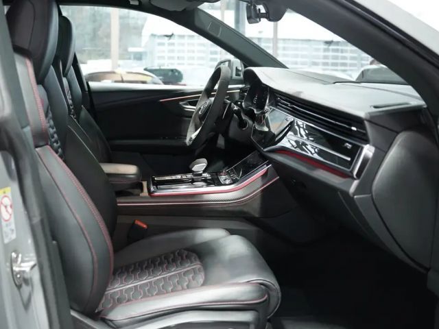 Audi RS Q8 Quattro