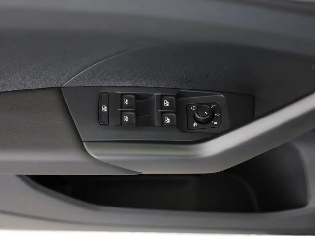 Volkswagen T-Cross 4Me TSI