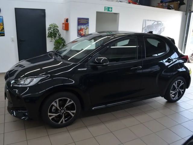 Toyota Yaris Comfort Hatchback Hybride
