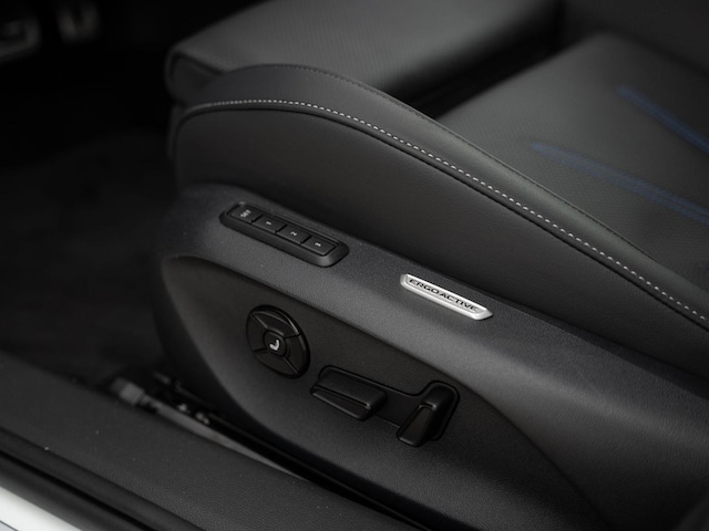 Volkswagen Passat 4Motion R-Line