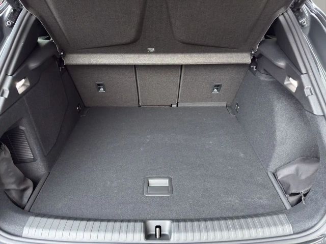 Cupra Terramar DSG +ACC+AHK+APP+HuD+360° Kamera+Matrix