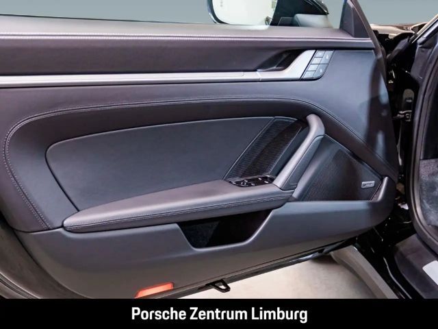 Porsche 992 4S Carrera Coupé