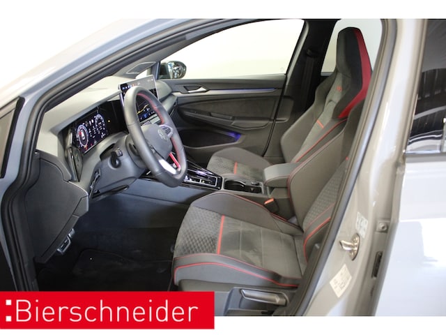 Volkswagen Golf 2.0 TSI DSG Style