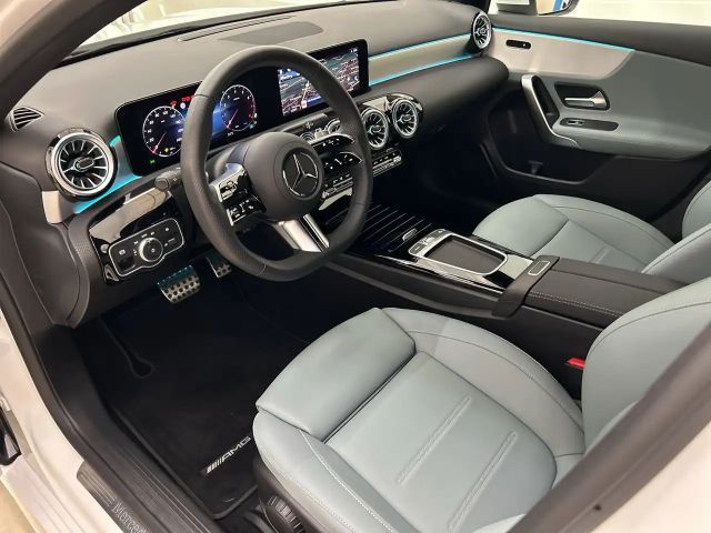 Mercedes-Benz A 200 AMG Line