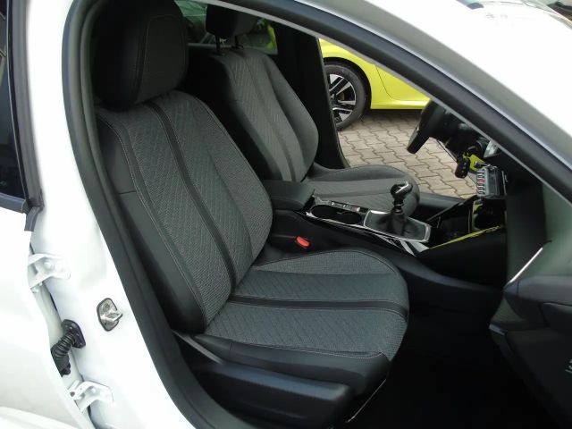 Peugeot 208 Allure Pack PureTech