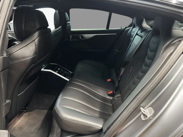 BMW M850 Coupé Gran Coupé xDrive