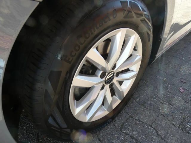 Volkswagen Passat 2.0 TDI Business DSG Variant