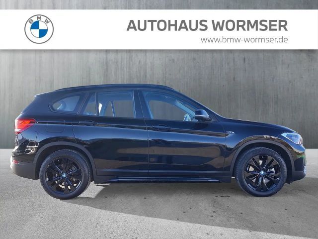 BMW X1 Sport Line xDrive25e