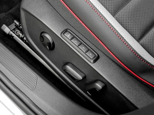 Volkswagen Golf 2.0 TSI GTI