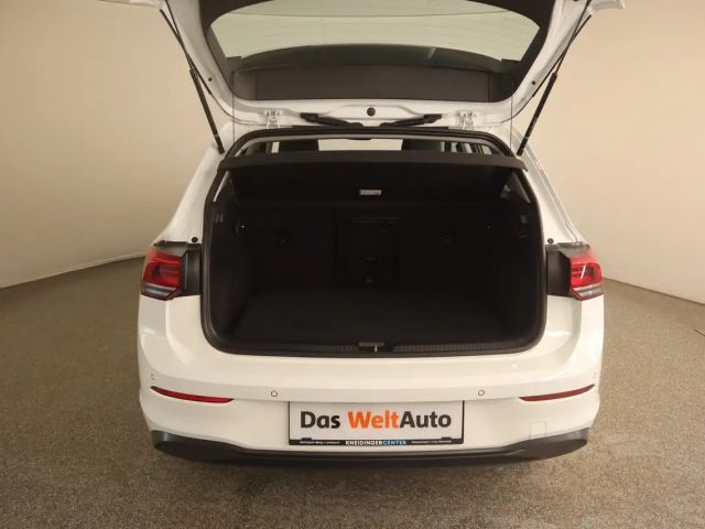 Volkswagen Golf DSG Life