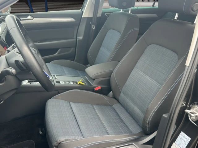 Volkswagen Passat GTE Variant