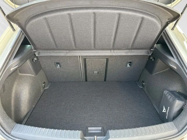 Cupra Leon 1.5 eTSI 1.5 eTSI 110 kW Klima Navi