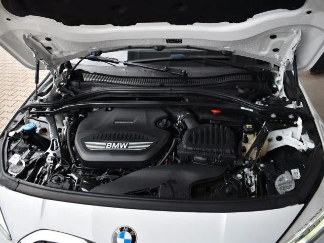 BMW 118 118d Advantage pakket Sedan