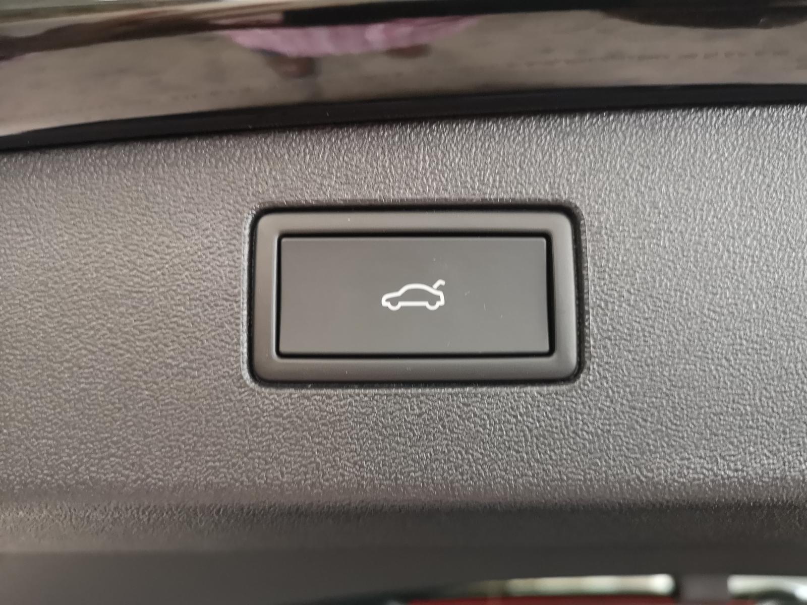 Volkswagen Tiguan R-Line eHybrid