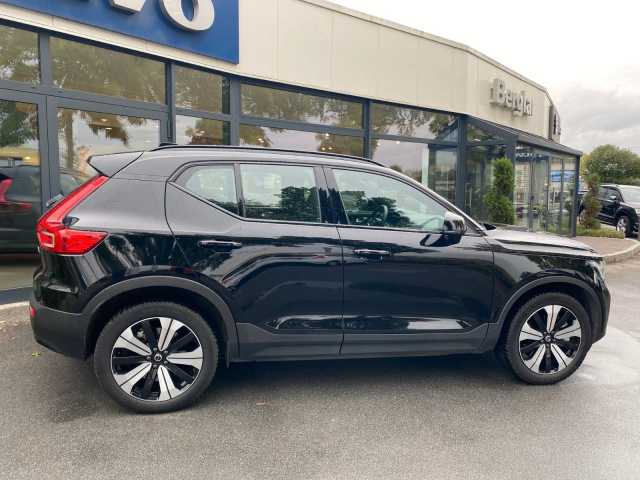 Volvo XC40 Core Recharge