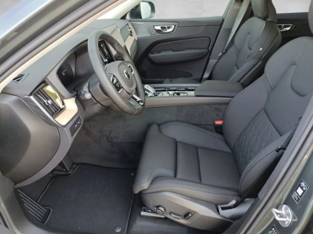 Volvo XC60 AWD Dark Plus T6