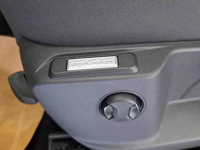 Volkswagen Caddy Dark Label TDI