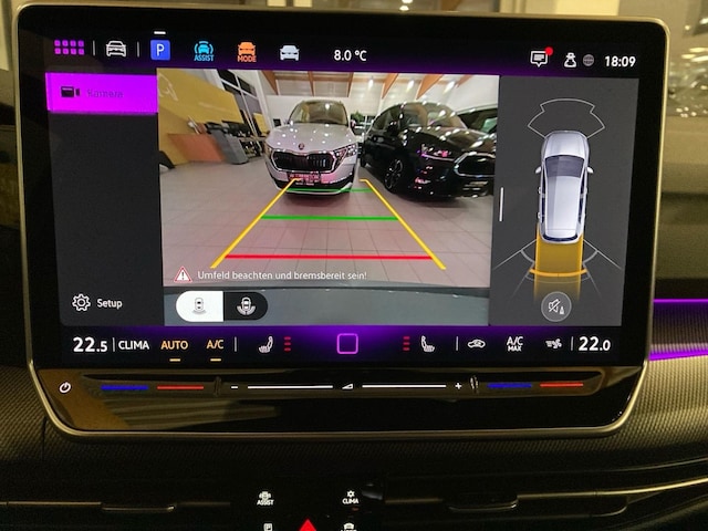 Volkswagen Golf 2.0 TSI Golf VIII