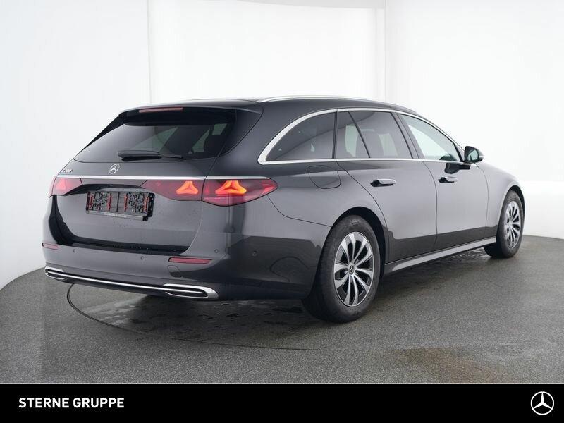 Mercedes-Benz E 200 AVANTGARDE Estate