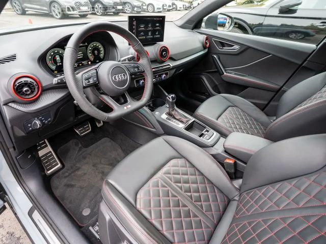 Audi Q2 35 TFSI S-Line