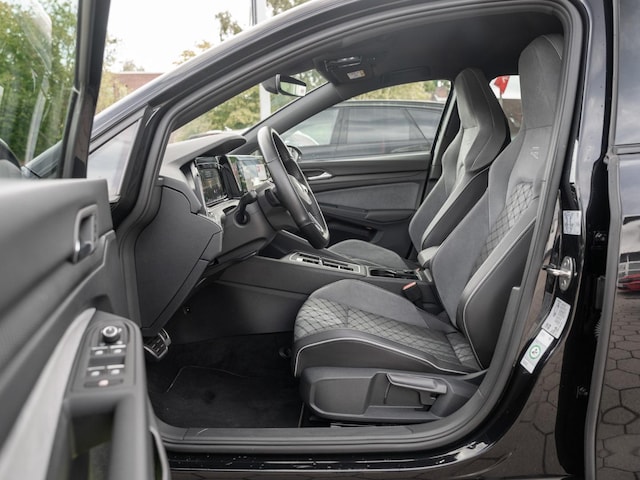 Volkswagen Golf 1.5 eTSI Golf VIII