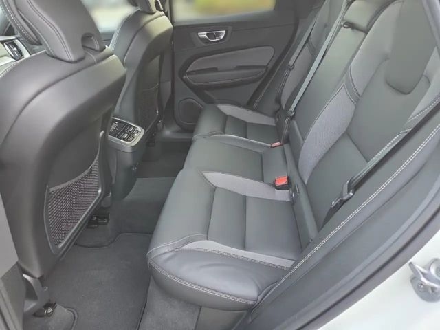 Volvo XC60 AWD Dark Ultimate