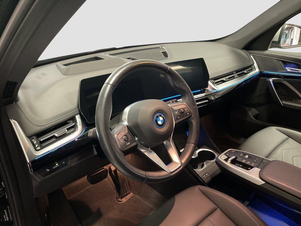 BMW iX1 xDrive30
