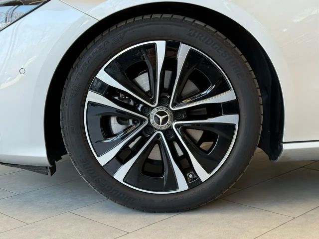 Mercedes-Benz CLA 180 Coupé Progressive