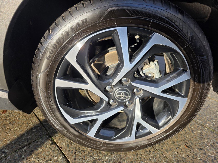 Toyota C-HR 5-deurs Plus