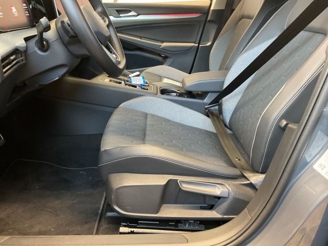 Volkswagen Golf 1.5 eTSI DSG Golf VIII