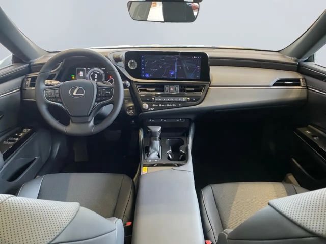 Lexus ES Business Line