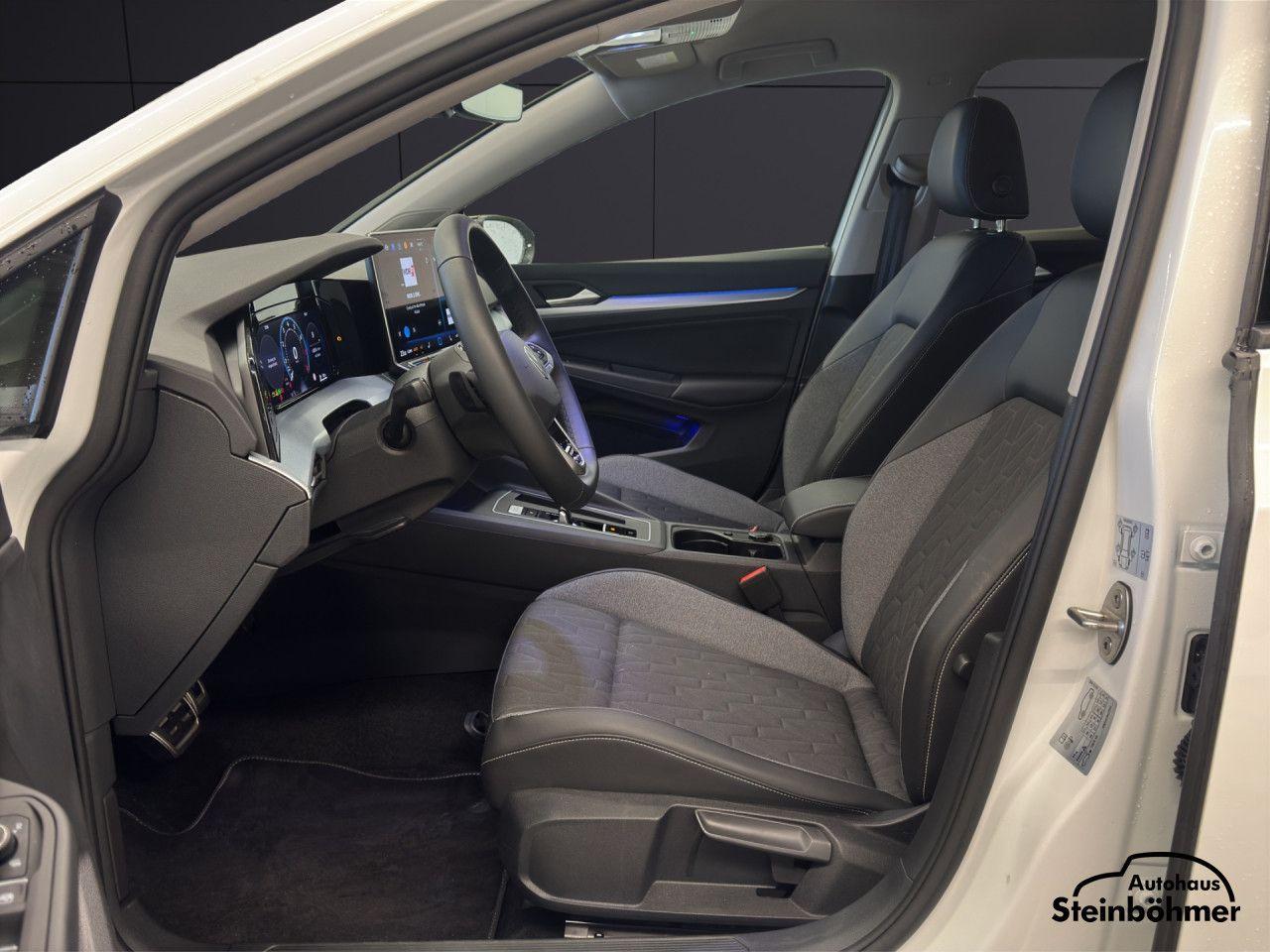 Volkswagen Golf 1.5 eTSI DSG Variant