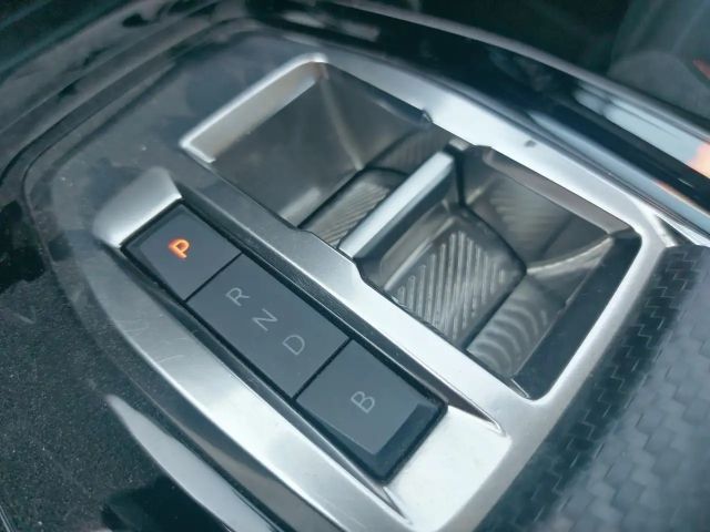 Peugeot E-208 Active Pack