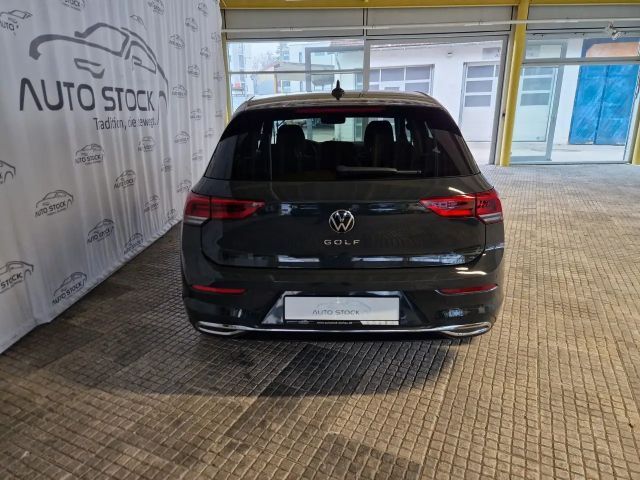 Volkswagen Golf 1.5 TSI