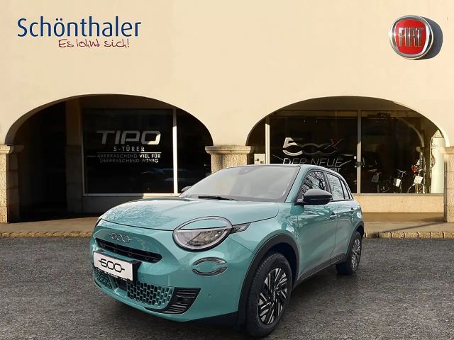 Fiat 600e Hybrid mHEV 110 6-Gang eDCT Business